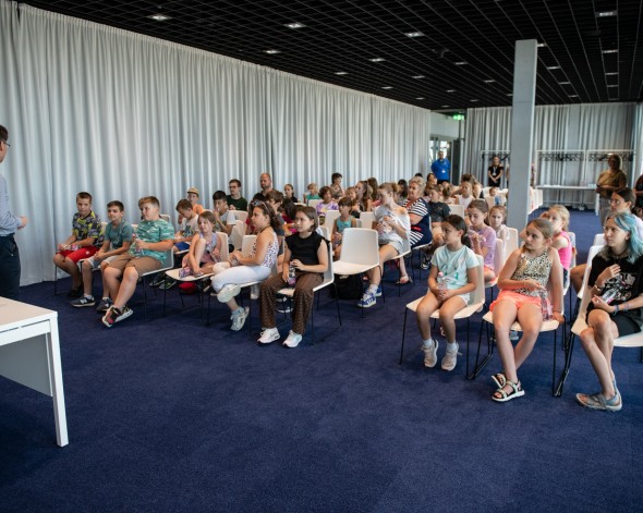 Az Alba Arénába is ellátogattak - Grundfos gyerektábor három héten át Az Alba Arénába is ellátogattak - Grundfos gyerektábor három héten át