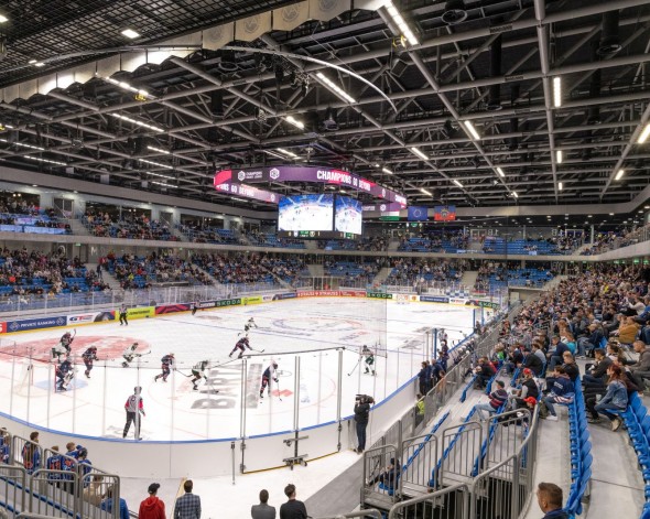 Negyven percig tartottuk a svédeket - a CHL igazgatóját is lenyűgözte az Alba Aréna Negyven percig tartottuk a svédeket - a CHL igazgatóját is lenyűgözte az Alba Aréna