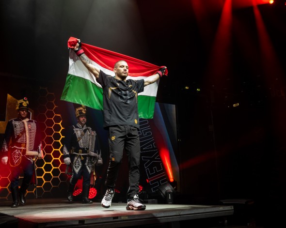 Nemzetközi MMA-show töltötte meg a MET Arénát